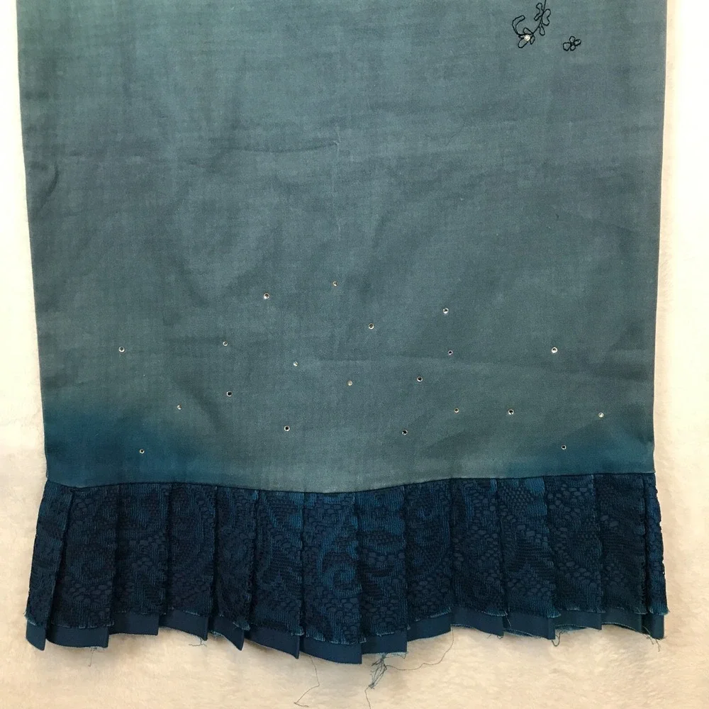 ELLE Womens Size 6 Ombre Blue‎ Pencil Skirt Lace Hem Embellished Floral Detail